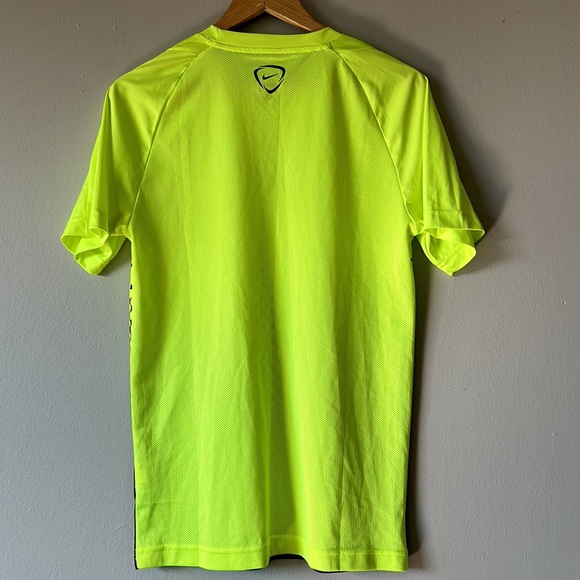 NIKE - SHIRT - Picture 3 of 3